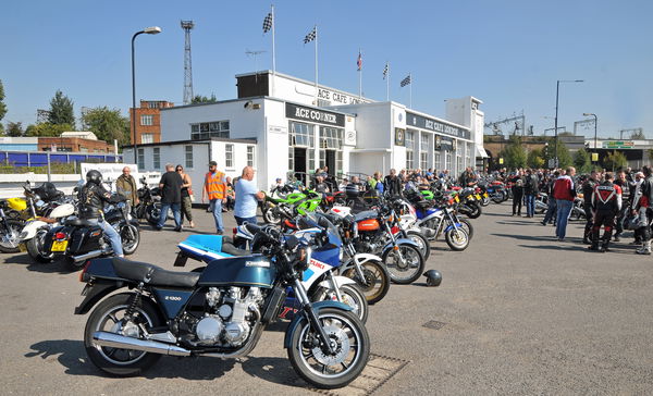 Ace Cafe London - classic Japanese day picture special